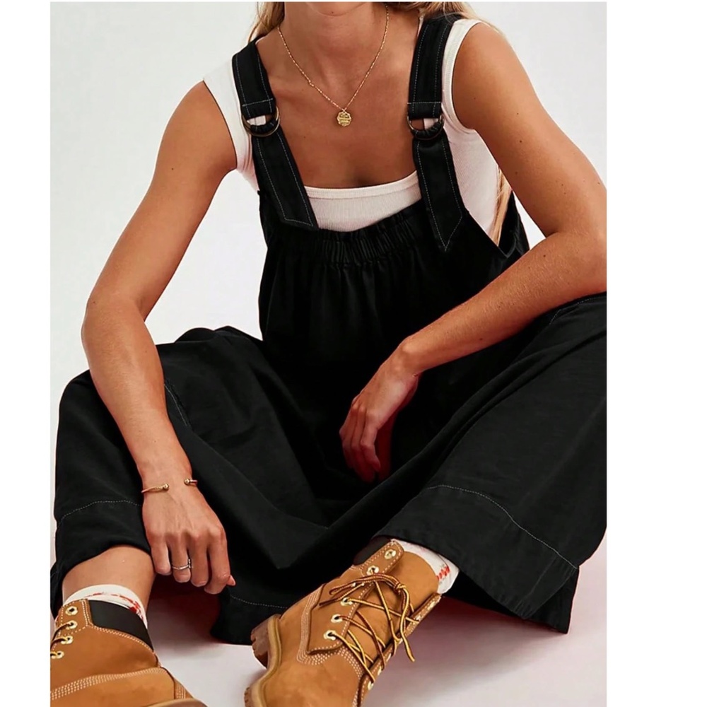 Solid Reverse Stitch Tie Back Minimalist Dress - Picture 5 of 10